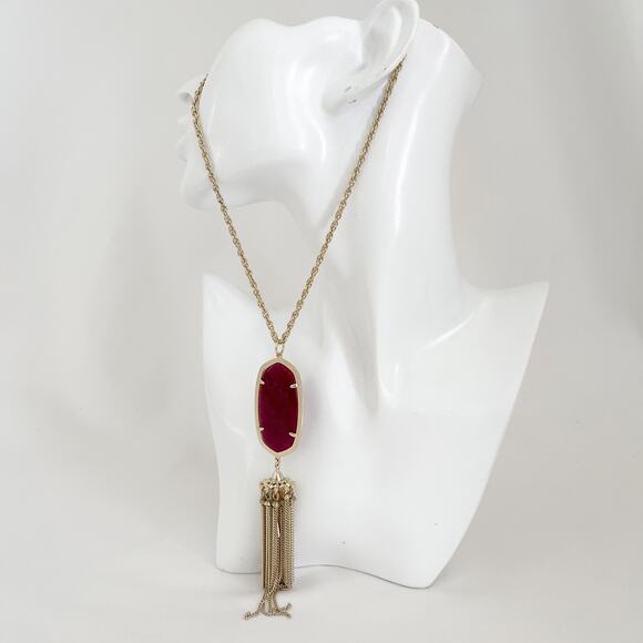 KENDRA SCOTT Rayne Agate Gold Tone Tassel Necklace Dark Pink 30" - Picture 1 of 11